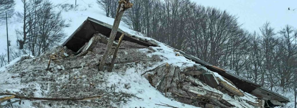 Tragedia di Rigopiano: "nella Prefettura di Pescara persone incompetenti". E dopo due anni spuntano i "pizzini"