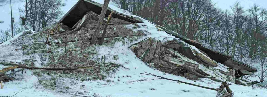 Rigopiano: un hotel, 29 morti, una giustizia lenta. E un capo della mobile e un ufficiale