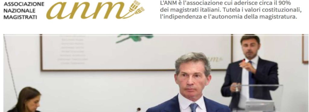 L'attacco vergognoso dell'Anm alla stampa: "plotoni d'informazione". Il potere dell'intimidazione