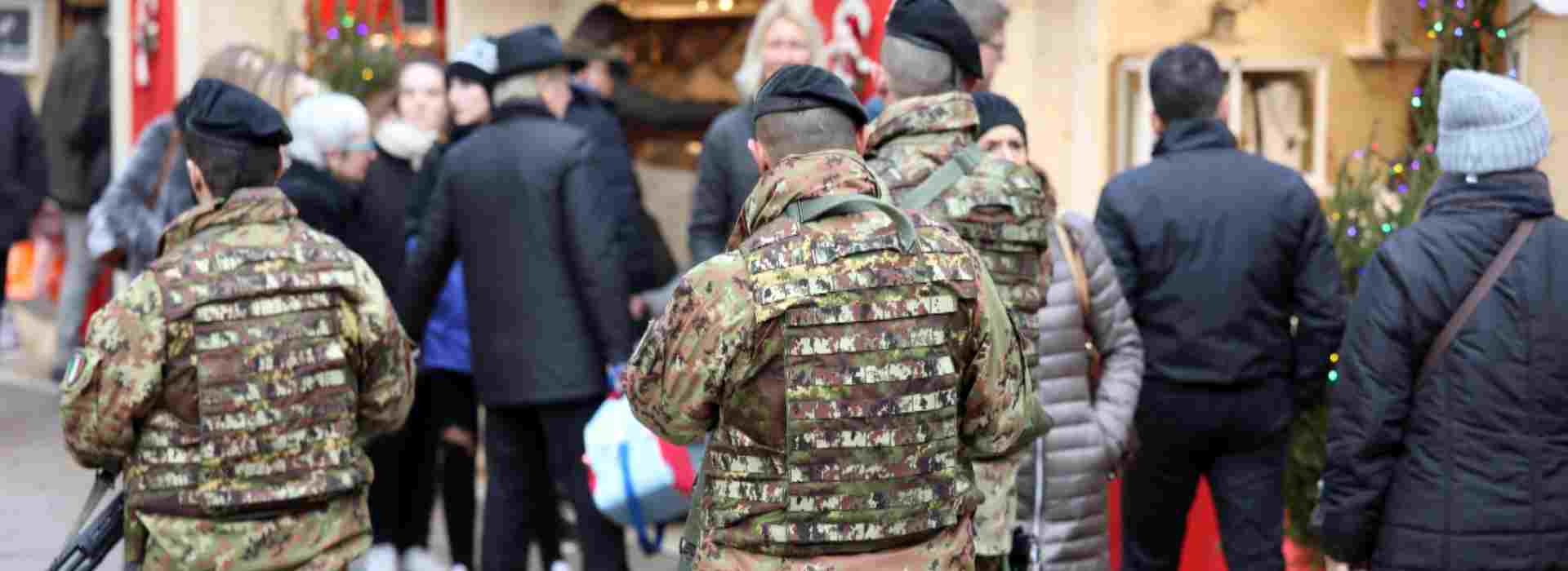 Natale e Capodanno tutti in zona rossa. E arriva anche l'Esercito