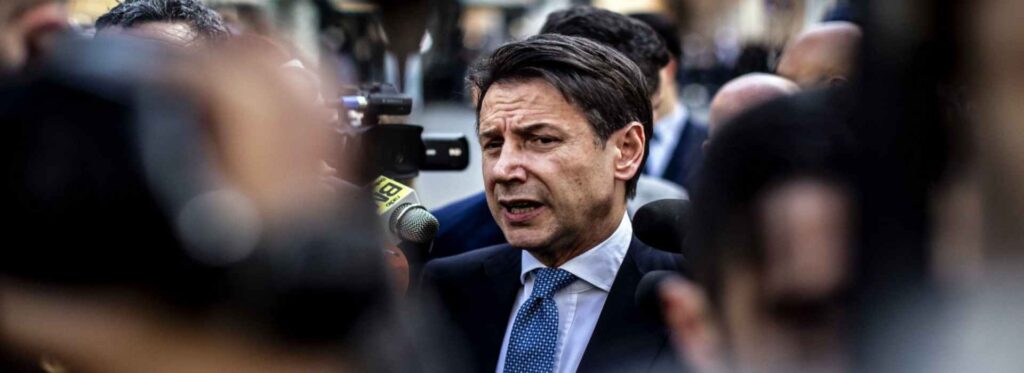 Crisi di governo: i responsabili sono gli amanti di Conte. Clemente Mastella è pronto.