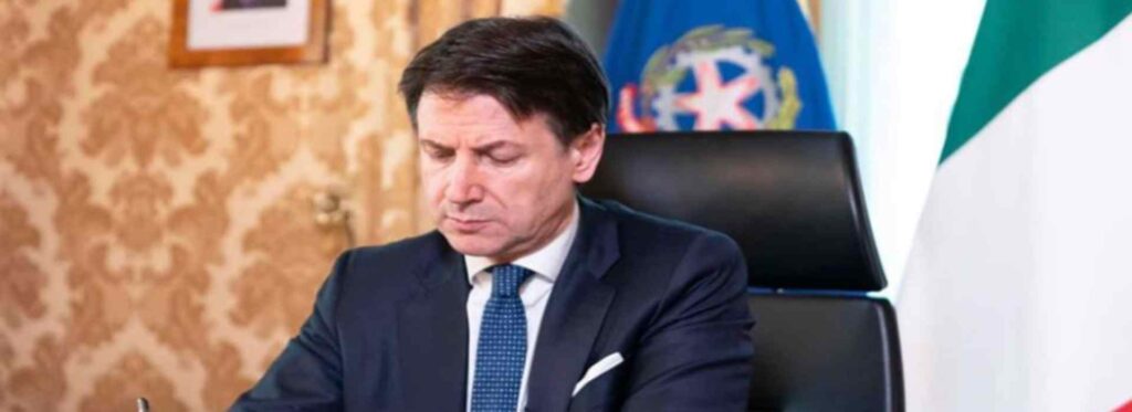 In vigore il nuovo dpcm: Conte firma le nuove restrizioni