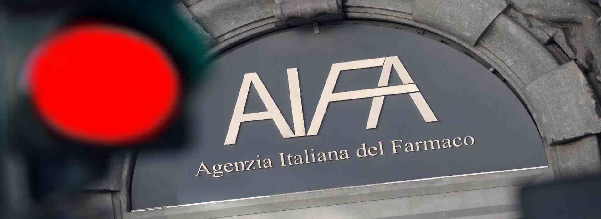 Vaccino AstraZeneca: l'Aifa, dopo Francia e Germania, lo sospende anche in Italia
