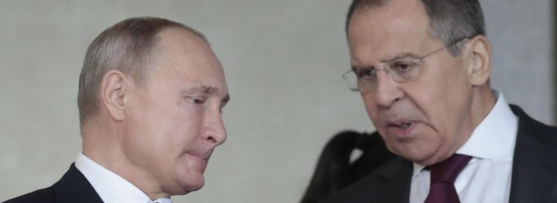 L'Unione europea congela i beni di Putin e Lavrov