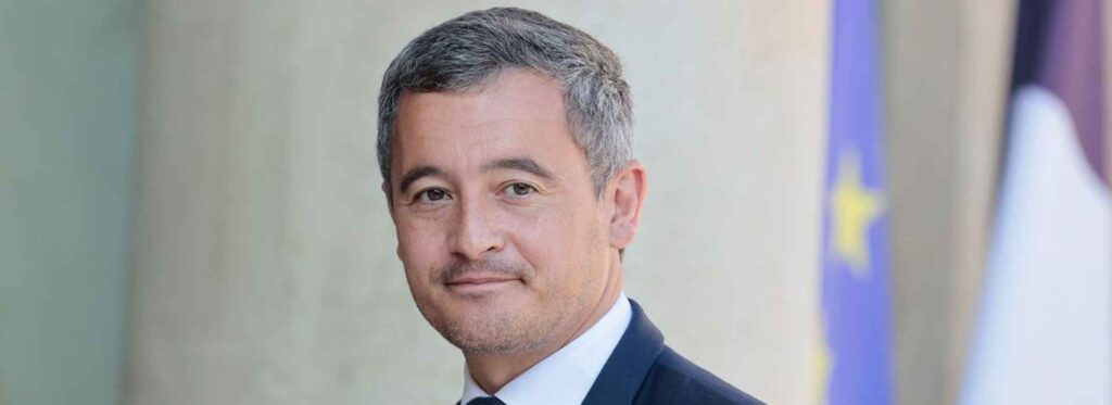 Francia, il ministro Gérald Darmanin: "Manifestazione non dichiarata è illegale"