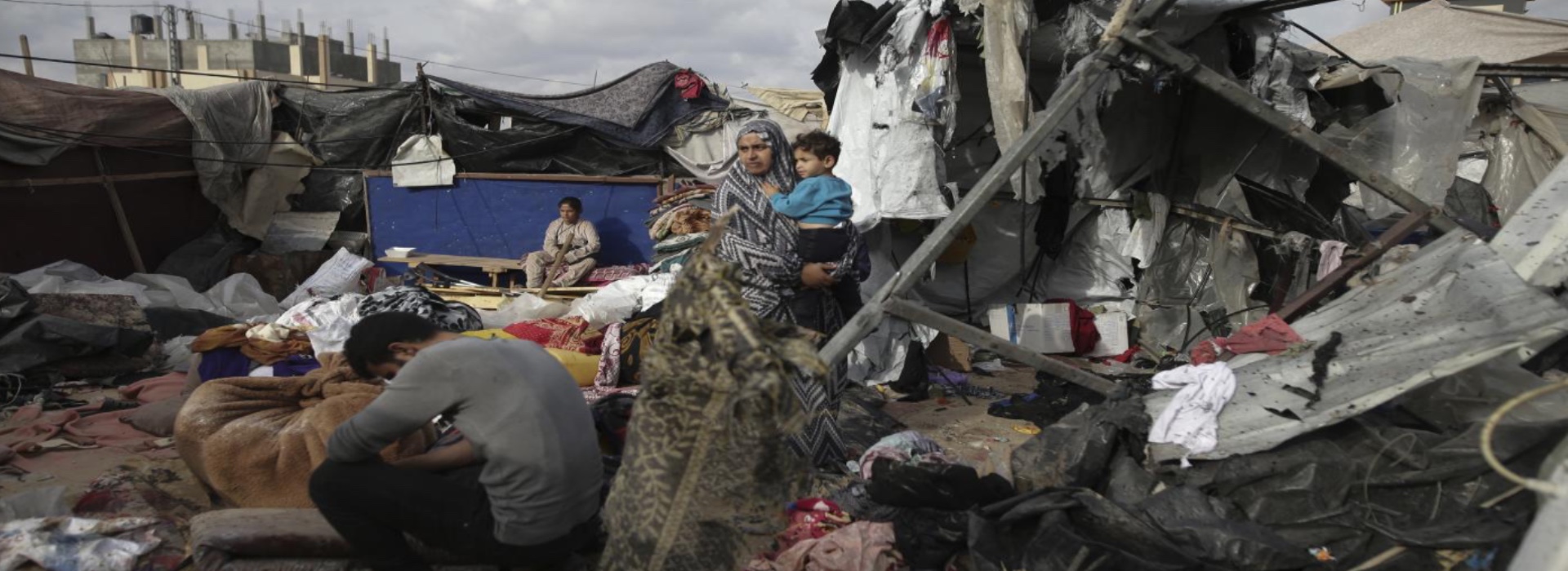 Attacchi israeliani a Gaza: l'impatto delle bombe americane e la crisi umanitaria