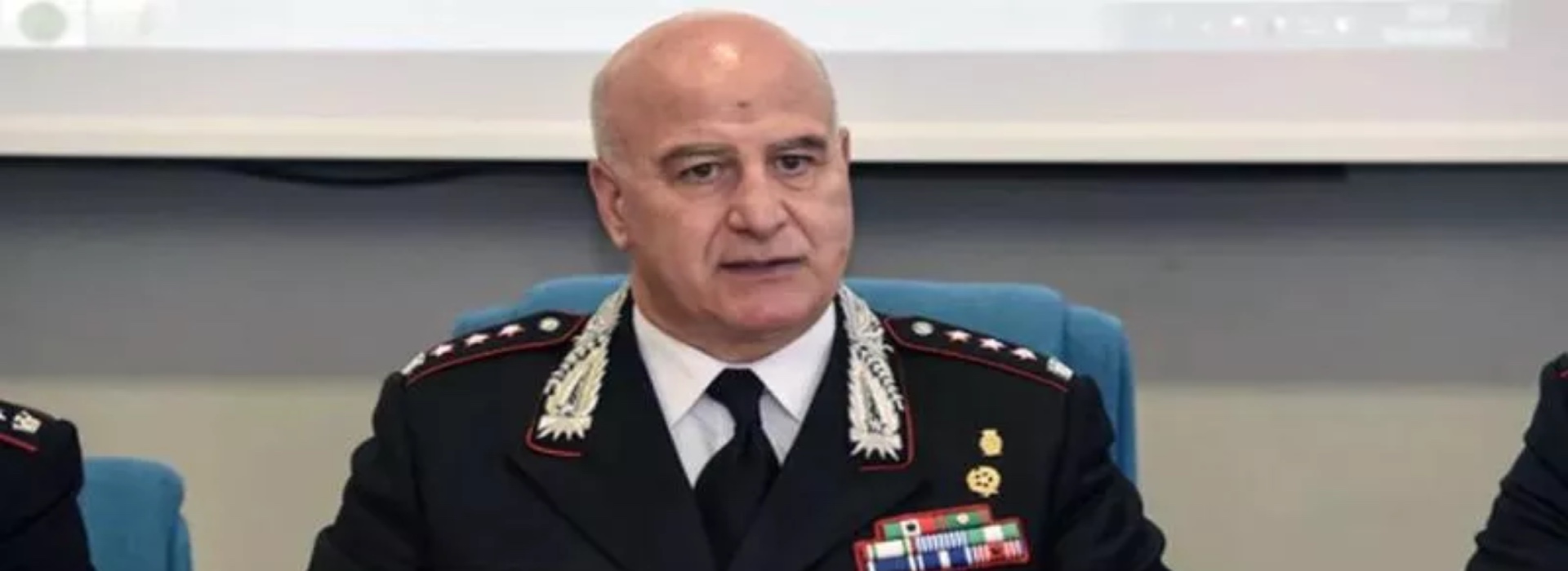 Arresti domiciliari per generale dei Carabinieri e imprenditore: accuse di corruzione e appalti truccati